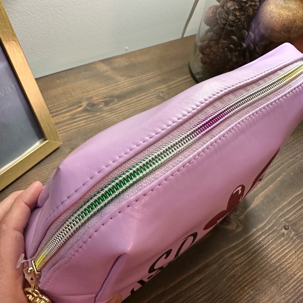 Juicy Couture Lilac Cosmetic Bag with metallic rainbow colored zipper. NWT - Picture 5 of 12